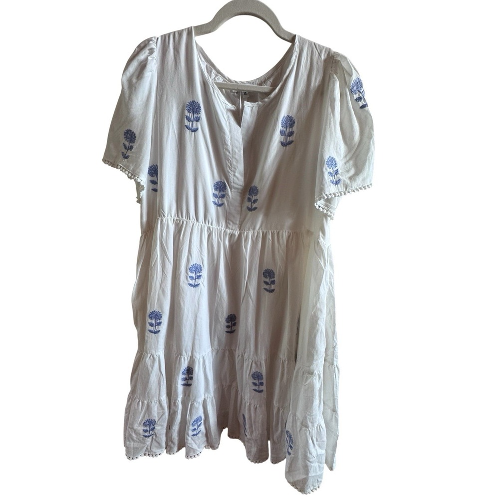 NWT Baltic Born Keegan Woman's XL Short Dress White Blue Flower Block Embroidery